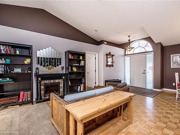 4th image of 14812 White Pine Ln