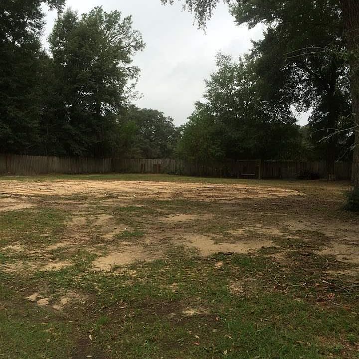 1st image of 5433 Camille Gardens Cir