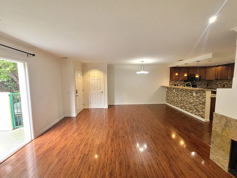 11076 Sharp Ave #C — Photo 7