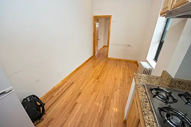 Rented by Nolita Group