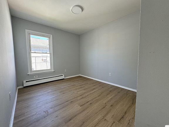 3rd image of 50 Van Nostrand Ave #2