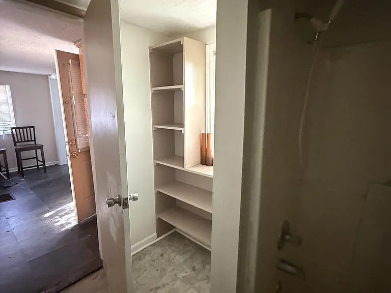 21 Doolittle St — Photo 11