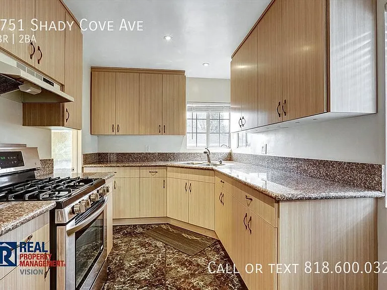 7751 Shady Cove Ave — Photo 12