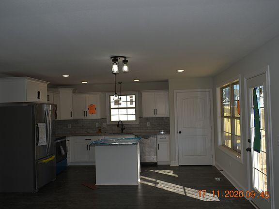 4th image of 66 Chestnut Hl Lot 66