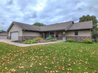 102 Grandview Dr, Cadott, WI 54727