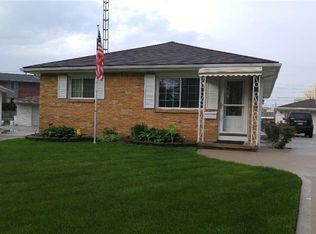 823 Woodlawn Dr, Toledo, OH 43612