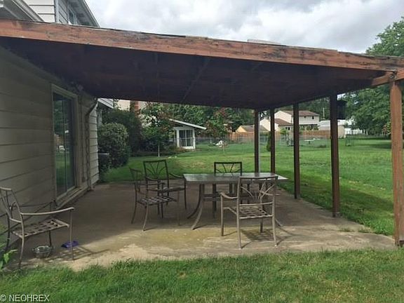 3rd image of 20596 Village Green Dr
