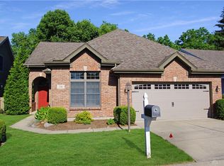 24 Dunnington Ct, Springboro, OH 45066
