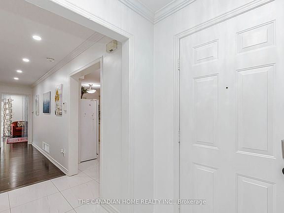 5th image of 67 Bighorn Cres