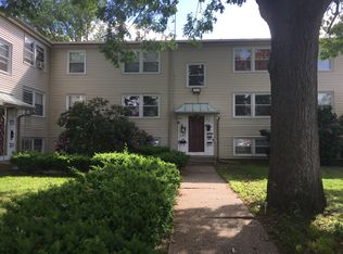 421 Prospect St APT 3, Pawtucket, RI 02860