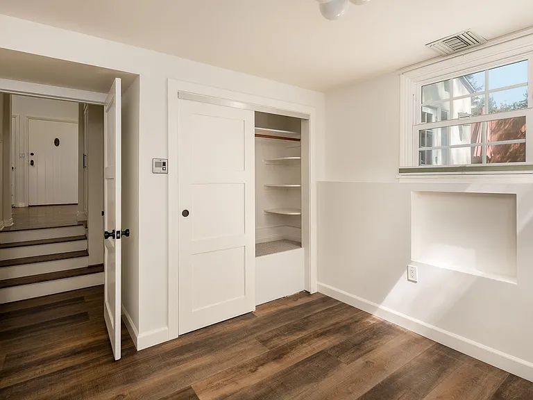 2624 N Commonwealth Ave — Photo 16