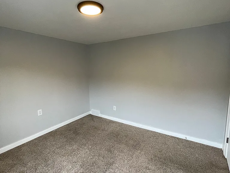2404 S 18th St #2 — Photo 19