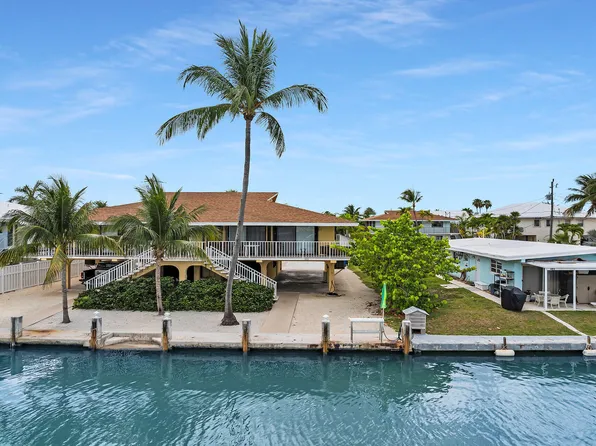 501 9th St, Key Colony Beach, FL 33051
