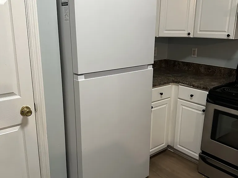 2210 Keith St — Photo 6