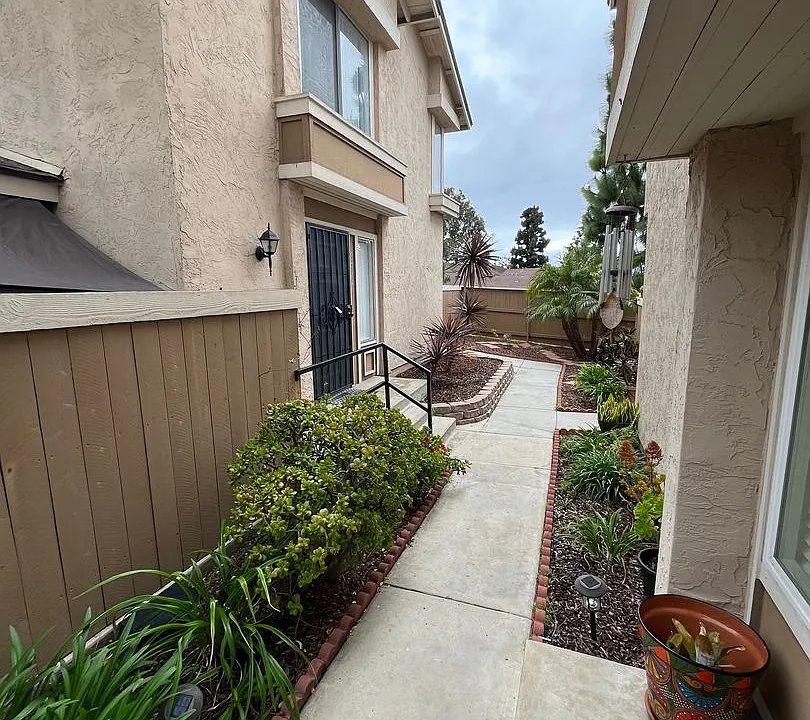 6840 Bear River Row #4