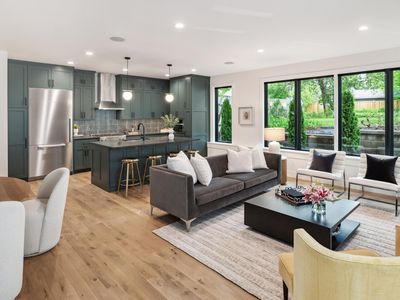 4408 Valley View Rd, Edina, MN, 55424