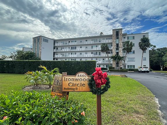 2nd image of 4440 Ironwood Cir APT 407D