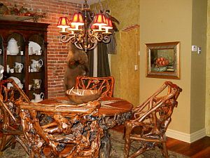 4th image of 608 N 6th St