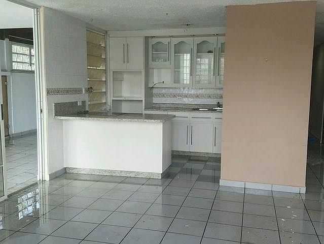 2nd image of A29 Calle 12