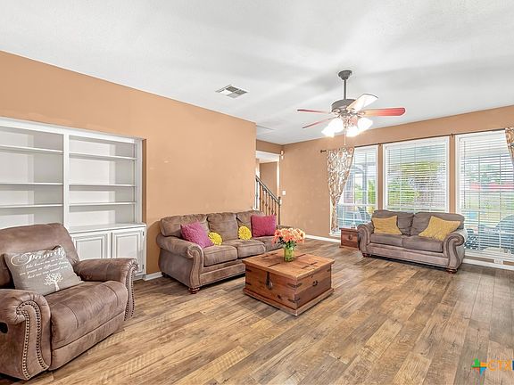 3rd image of 412 Cherrystone Cir