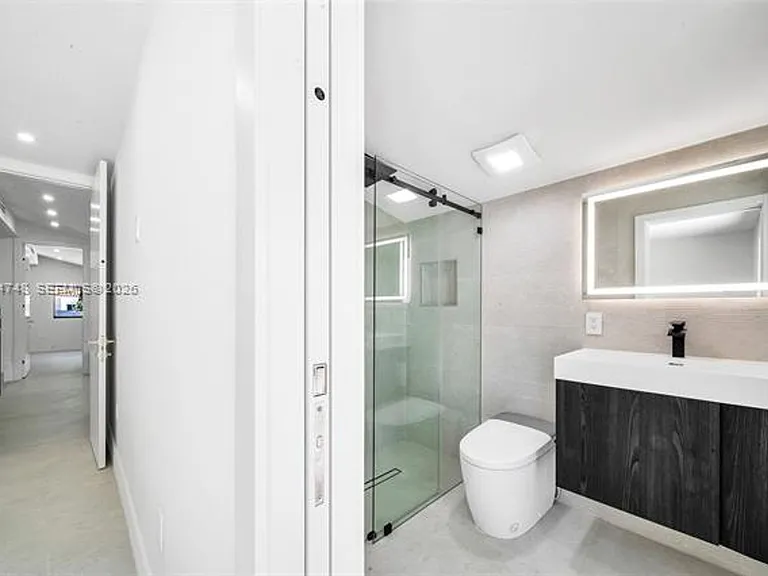 899 NE 71st St #899 — Photo 39