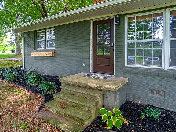 2nd image of 134 Old Huntsville Rd