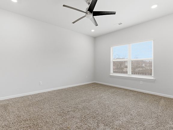 5th image of 6576 Jacaranda Dr NW