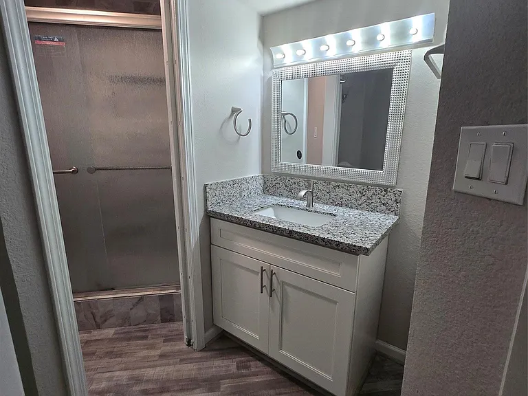 8355 Nairn St — Photo 13