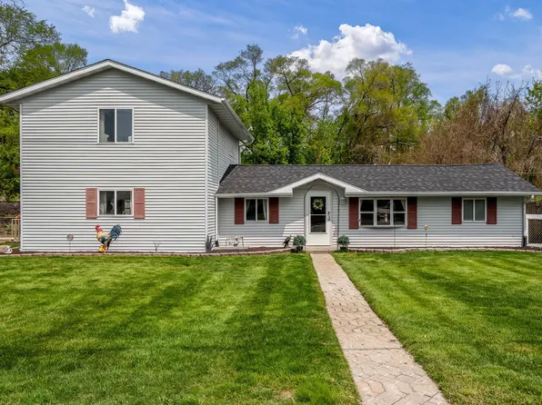 410 Elgin St, Cherry Valley, IL 61016