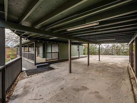 4th image of 1825 Timber Ridge Way