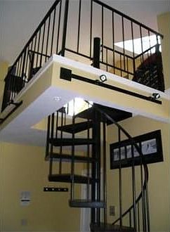 Spiral stair case to loft