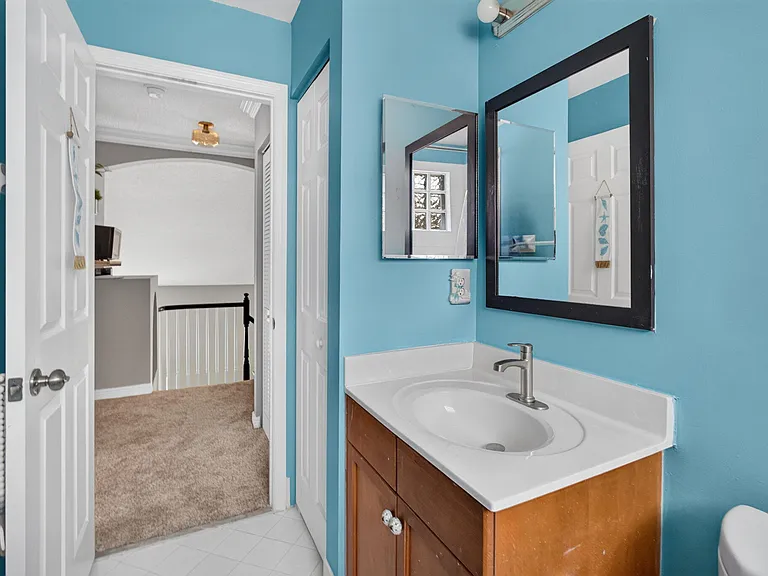 1204 Oakwater Dr — Photo 46