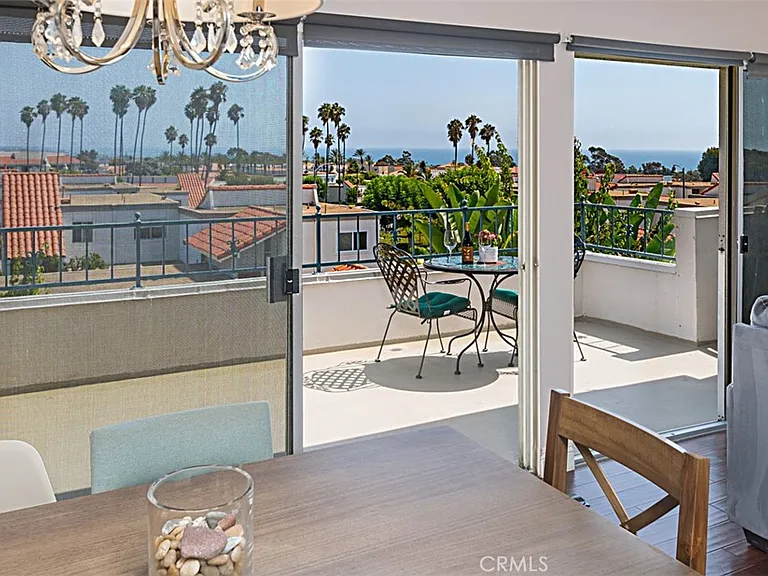712 Calle Divino — Photo 14