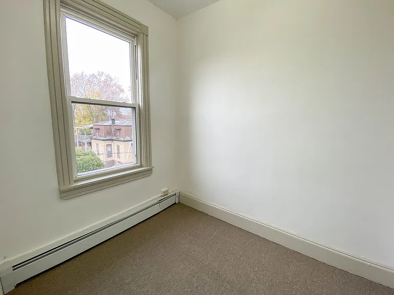 31-33 Bond St — Photo 42
