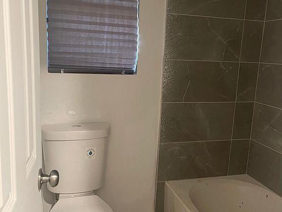 5th image of 1229 Evanston St Unit A