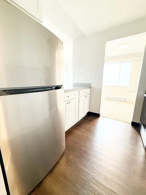 Seacrest Apts - 1104 Pacific Ave - 207 — Photo 4