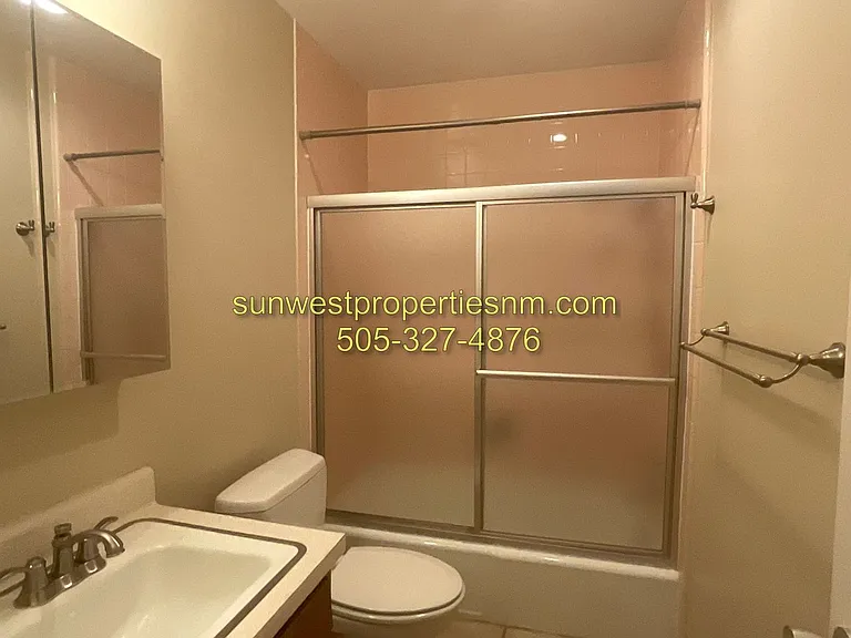 2400 N Dustin Ave — Photo 9