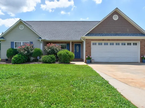 224 Metcalf Ct, Spartanburg, SC 29306