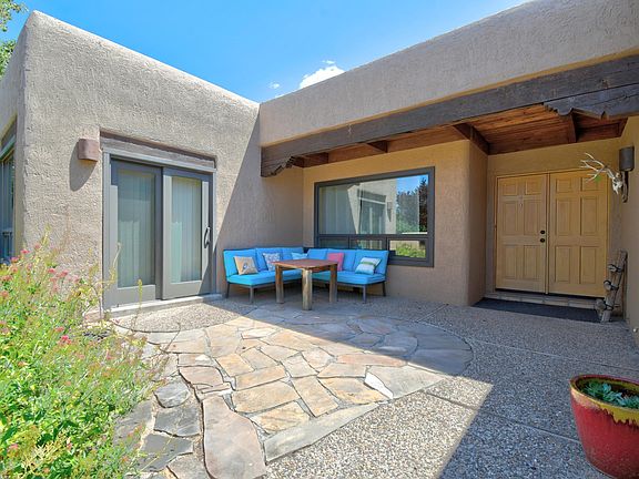 2nd image of 2762 Cliffrose Dr NE