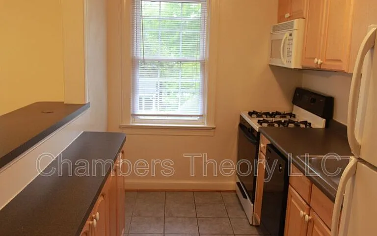 530 N Nelson St #1 — Photo 11