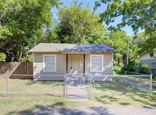105 Bryan St, Cleburne, TX 76031