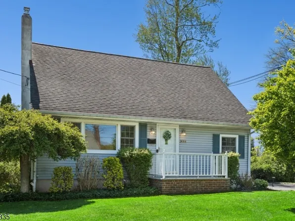 451 Pine Ave, Garwood Boro, NJ 07027