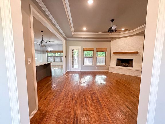 3rd image of 3712 Magnolia Ct