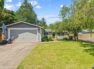 960 Poplar St, Sweet Home, OR 97386