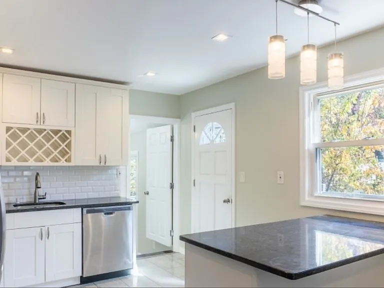 425 Dermody St #6C — Photo 3