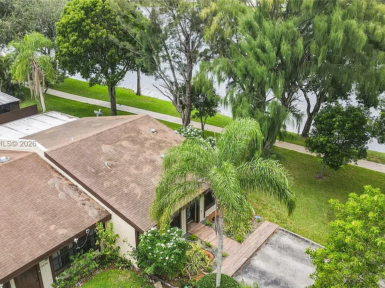 10398 Orange Ct #10398 — Photo 57