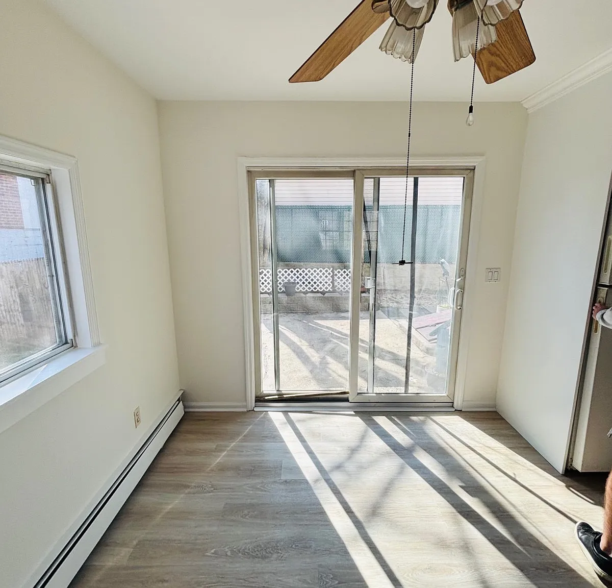 3 bed, 1.0 bath, $3,900 — Photo 4
