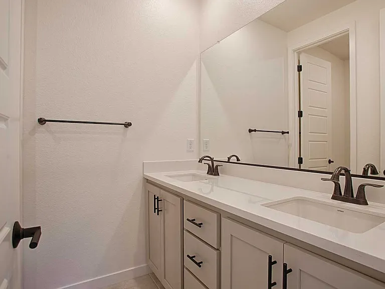 7131 Hakkan Dr — Photo 38