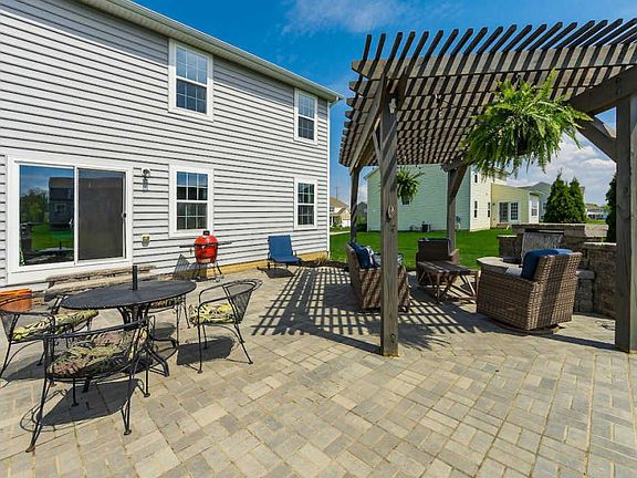 5th image of 9337 Wintersweet Ct