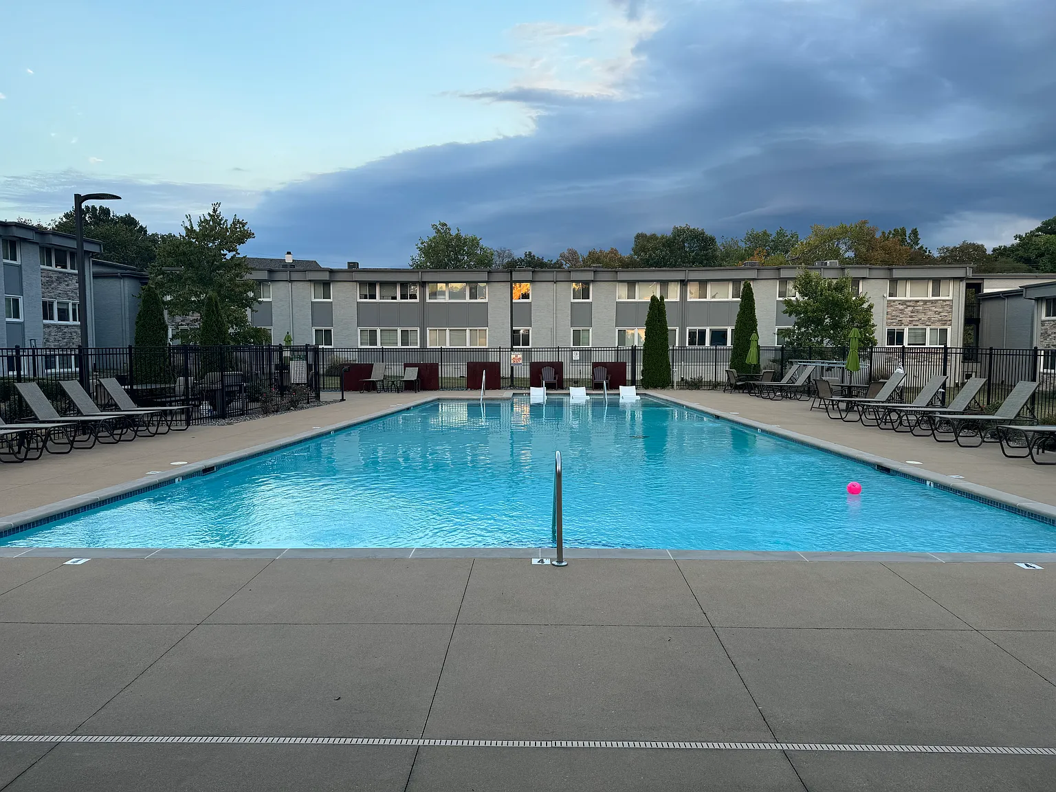 1 bed, 625 sqft, $1,375 — Photo 2